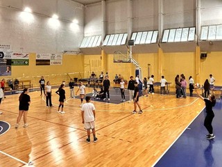 Alcuni momenti della giornata di accoglienza delle classi prime del plesso Denina Alcuni momenti della giornata di accoglienza delle classi prime del plesso Denina