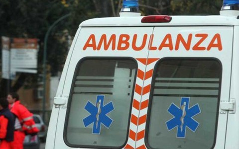 Carrù, tamponamento dalla rotonda: coinvolte più auto