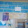La casetta dell'acqua fuori servizio da metà agosto, il cartello comparso stamattina: "Vergogna" La casetta dell'acqua fuori servizio da metà agosto, il cartello comparso stamattina: "Vergogna"