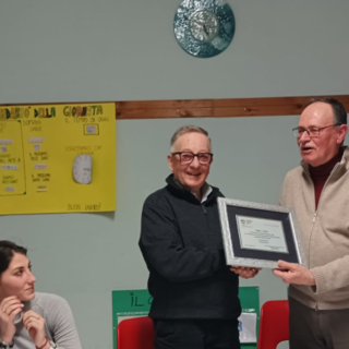 Nuovo direttivo per il Circolo Acli “Caffè Alzheimer” di Dronero Dopo 20 anni il dottor Piergiuseppe Zagnoni lascia la carica di presidente Nuovo direttivo per il Circolo Acli “Caffè Alzheimer” di Dronero Dopo 20 anni il dottor Piergiuseppe Zagnoni lascia la carica di presidente