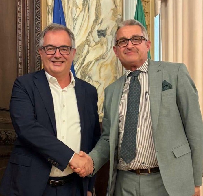 L'assessore Gallo e il presidente della Camera di Commercio di Cuneo Crosetto L'assessore Gallo e il presidente della Camera di Commercio di Cuneo Crosetto