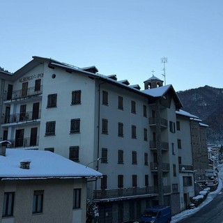 Monterosso Grana acquisisce l’ex albergo ristorante “A la Posta”: nascerà un nuovo edificio polifunzionale per la Scuola di Valle