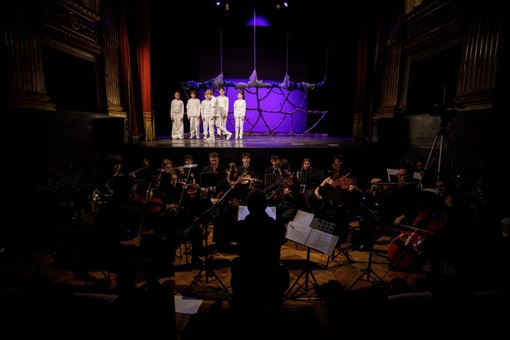 Cuneo, al Toselli “People – Popoli” unisce teatro e musica per raccontare le differenze Cuneo, al Toselli “People – Popoli” unisce teatro e musica per raccontare le differenze