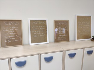 Gli interni del micronido “La casetta rossa” Gli interni del micronido “La casetta rossa”