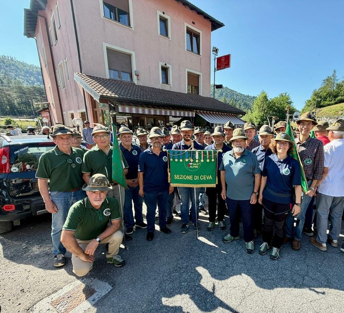 Gli alpini dell'ANA Ceva al raduno nazionale al Colle di Nava Gli alpini dell'ANA Ceva al raduno nazionale al Colle di Nava