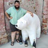 Andrea Bertone con l'orso Andrea Bertone con l'orso