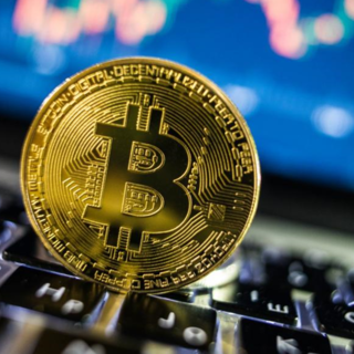 Attenzione ai falsi investimenti sui social, quando la promessa di guadagni facili nasconde un'insidia