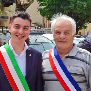 Il consigliere comunale albese Lorenzo Fererro con il sindaco di Tenda Jean Pierre Vassallo