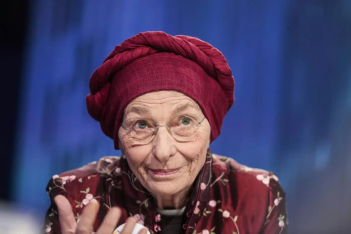 Emma Bonino ricoverata d'urgenza all'ospedale Santo Spirito a Roma, è in gravi condizioni Emma Bonino ricoverata d'urgenza all'ospedale Santo Spirito a Roma, è in gravi condizioni