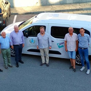 Consegnato nuovo mezzo elettrico al Comune di Brossasco Consegnato nuovo mezzo elettrico al Comune di Brossasco