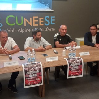 Boxe: presentati i campionati italiani U22 maschili e femminili, appuntamento a Roccaforte Mondovì (VIDEO)