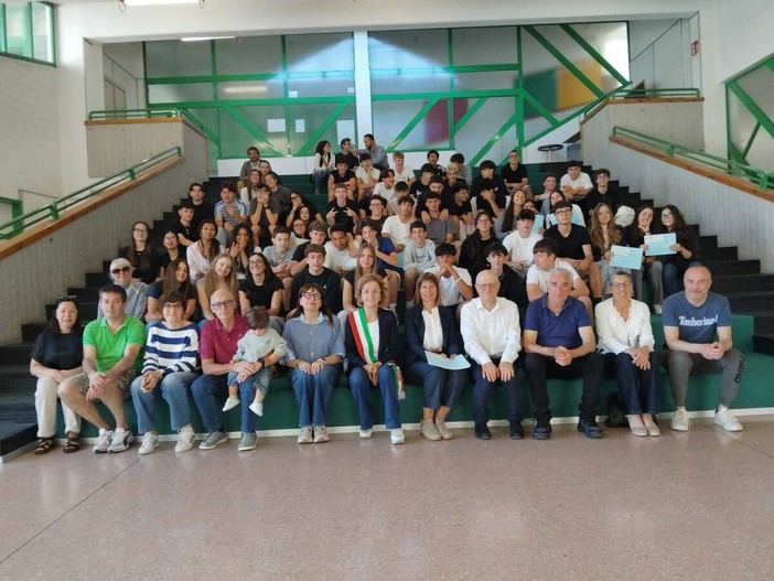 A Limone si premiano gli studenti meritevoli A Limone si premiano gli studenti meritevoli