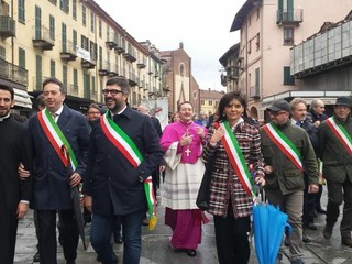 Saluzzo, l'accoglienza del vescovo in città, il 2 aprile del 2027