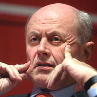 A Saluzzo incontro con Bruno Tabacci su “Europa dei territori: cooperazione, sviluppo e identità nelle aree di confine” A Saluzzo incontro con Bruno Tabacci su “Europa dei territori: cooperazione, sviluppo e identità nelle aree di confine”