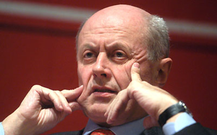 A Saluzzo incontro con Bruno Tabacci su “Europa dei territori: cooperazione, sviluppo e identità nelle aree di confine” A Saluzzo incontro con Bruno Tabacci su “Europa dei territori: cooperazione, sviluppo e identità nelle aree di confine”