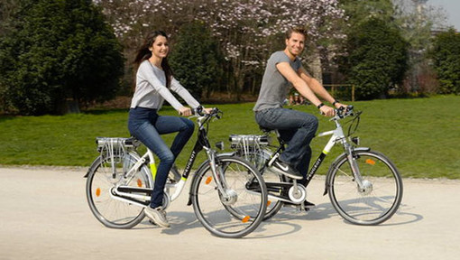 Biciclette elettriche: a rischio sequestro quelle che permettono al conducente di accelerare anche senza pedalare?