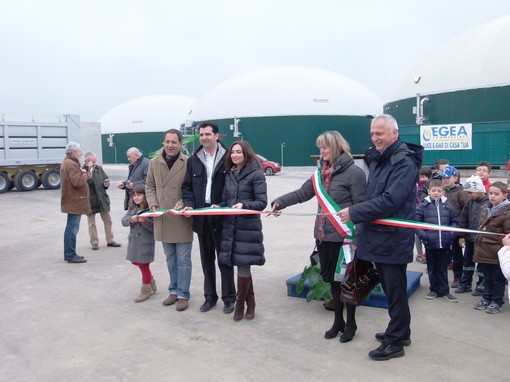 Vottignasco, inaugurazione impianto a biogas Egea