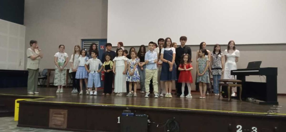 Bra, tempo di saggio al Polifunzionale G. Arpino con la scuola Musicando Bra, tempo di saggio al Polifunzionale G. Arpino con la scuola Musicando