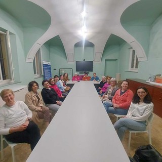 Apertura affollata per l'avvio del corso di cucito di Bene Vagienna Apertura affollata per l'avvio del corso di cucito di Bene Vagienna