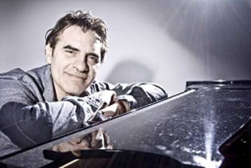 Francesco Baccini in concerto al Teatro sociale di Alba