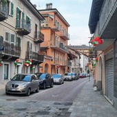 Via Marconi a Borgo decorata dai commercianti in onore di Mattarella e per la Festa della Liberazione