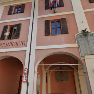 Il municipio di Bagnasco