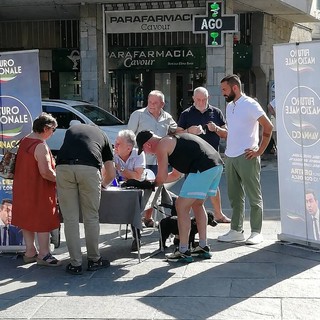 Futuro Nazionale: proseguono tesseramento e raccolta firme sulla legittima difesa con i banchetti di Busca e Saluzzo Futuro Nazionale: proseguono tesseramento e raccolta firme sulla legittima difesa con i banchetti di Busca e Saluzzo