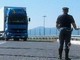 Trasporto di alimenti non refrigerati: intervento della Polizia Stradale alla barriera di Govone