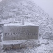 Neve al Colle dell'Agnello, chiusa la strada provinciale 251