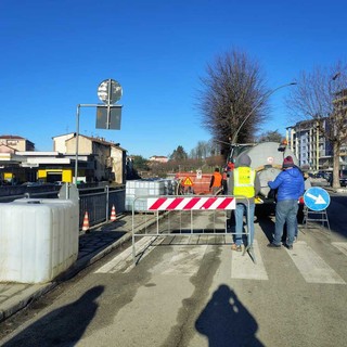Cedimento del marciapiede lungo Cevetta: le prime prove di carico Cedimento del marciapiede lungo Cevetta: le prime prove di carico