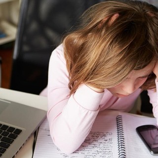 La Regione investe contro bullismo e cyberbullismo nelle scuole: 12 i progetti approvati nel Cuneese La Regione investe contro bullismo e cyberbullismo nelle scuole: 12 i progetti approvati nel Cuneese