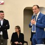 Il presidente Cirio durante la conferenza stampa per la pista ciclabile Alba-Canelli