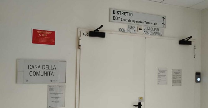 Casa di comunità: a Mondovì spunta un cartello in ospedale, ma doveva essere realizzata in via Torino