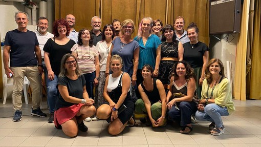 A Magliano Alfieri si esibisce il coro Lalaguys A Magliano Alfieri si esibisce il coro Lalaguys