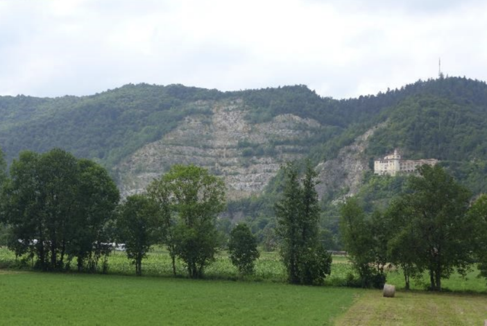 La cava e il Santuario di Santa Lucia