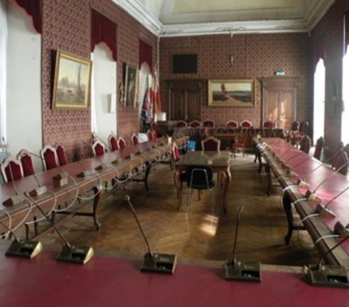 L'incontro si terrà presso la sala Consiglio del Comune L'incontro si terrà presso la sala Consiglio del Comune