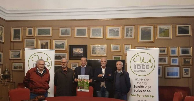 La presentazione della camminata cardio culturale . da sinistra Domenico Filippi, Luciano Zardo, Carlo Ravazzi, Mario Pirito e Piero Parizia La presentazione della camminata cardio culturale . da sinistra Domenico Filippi, Luciano Zardo, Carlo Ravazzi, Mario Pirito e Piero Parizia