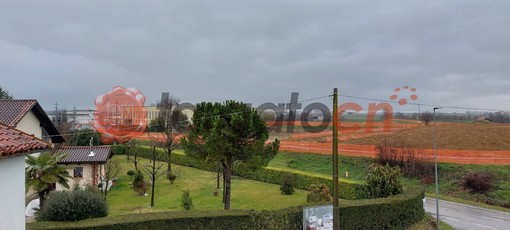 Il cantiere del bitumificio in frazione Buretto a Bene Vagienna Il cantiere del bitumificio in frazione Buretto a Bene Vagienna
