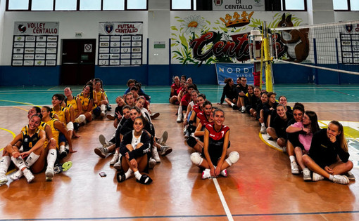Il Centallo Volley ha organizzato un allenamento congiunto per celebrare i suoi 40 anni
