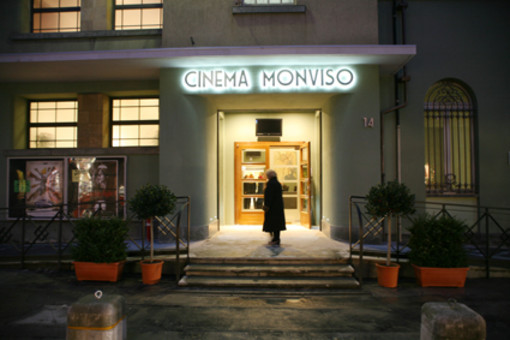 Al Cinema Monviso “Ritratti di cinema”: in mostra le sale della provincia di Cuneo