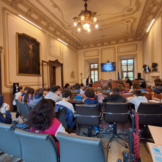 Concluso l’anno scolastico del CCR di Bra, tra educazione civica e cittadinanza attiva Concluso l’anno scolastico del CCR di Bra, tra educazione civica e cittadinanza attiva