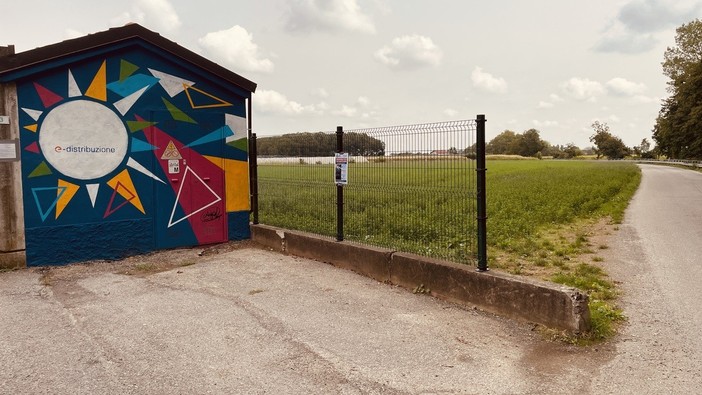 A Sant’Anna di Boves via i cassonetti del vetro e dell'umido, la protesta: "Puniti per colpa di chi abbandona i rifiuti" A Sant’Anna di Boves via i cassonetti del vetro e dell'umido, la protesta: "Puniti per colpa di chi abbandona i rifiuti"