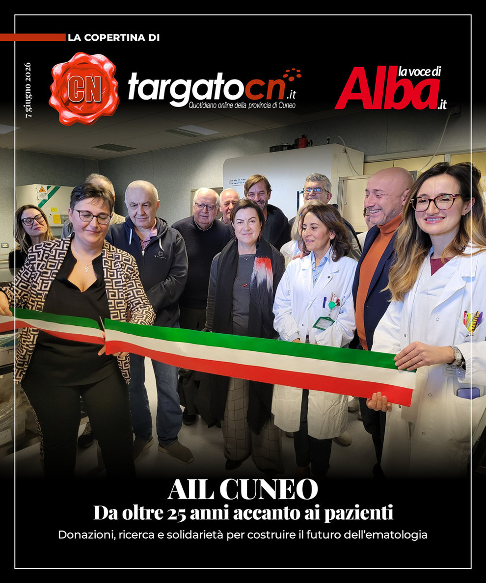 Nella foto il taglio del nastro del nuovo Isolatore donato alla Farmacia dell’Ospedale "Santa Croce" di Cuneo Nella foto il taglio del nastro del nuovo Isolatore donato alla Farmacia dell’Ospedale "Santa Croce" di Cuneo