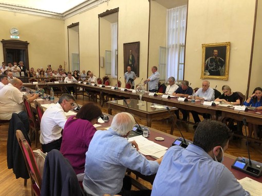Agosto di lavoro per gli amministratori di Cuneo: a settembre previste 2 sedute  e 4 giorni di consiglio comunale