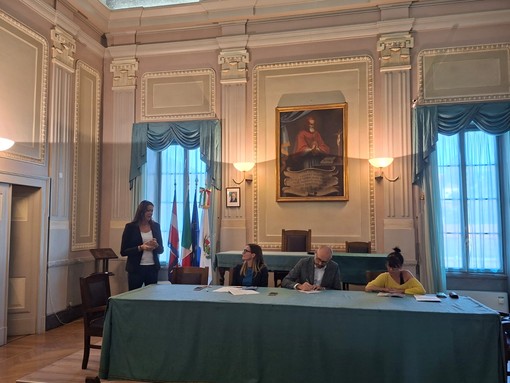 La conferenza di presentazione della stagione teatrale del Teatro Baretti di Mondovì La conferenza di presentazione della stagione teatrale del Teatro Baretti di Mondovì