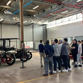 Un giorno tra i motori per gli studenti di meccanica del CFP di Ceva: visita al MAUTO e all'esclusiva collezione dell'Heritage Hub di Torino Un giorno tra i motori per gli studenti di meccanica del CFP di Ceva: visita al MAUTO e all'esclusiva collezione dell'Heritage Hub di Torino