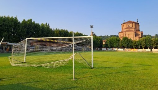 Il campo di gioco dell'Attilio Bravi di Bra tornerà ad ospitare le partite casalinghe dei giallorossi dopo "l'esilio" a Sestri Levante per la Serie C Il campo di gioco dell'Attilio Bravi di Bra tornerà ad ospitare le partite casalinghe dei giallorossi dopo "l'esilio" a Sestri Levante per la Serie C