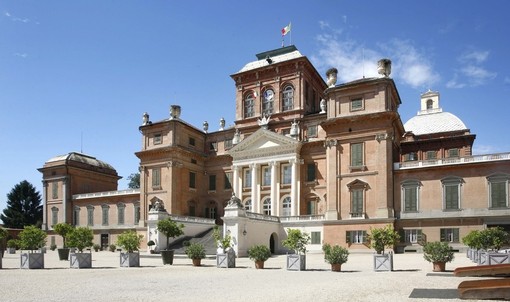 Doppio appuntamento al Castello di Racconigi, “Aperti per Restauro” e “Spettacoli di Corte” si fondono in un pomeriggio di cultura e bellezza Doppio appuntamento al Castello di Racconigi, “Aperti per Restauro” e “Spettacoli di Corte” si fondono in un pomeriggio di cultura e bellezza