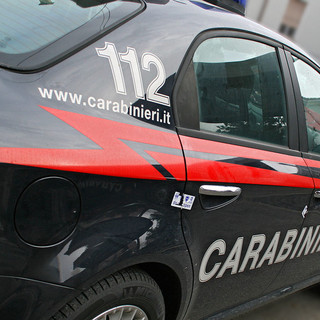 Operazione dei carabinieri: da Cuneo a Vignolo, perquisizioni, denunce e un arresto
