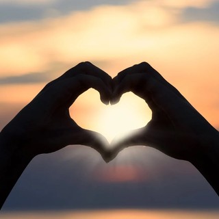"Una sanità che funziona e che troppo spesso dimentichiamo di avere: grazie a cuori così generosi guardiamo al futuro con maggiore fiducia" "Una sanità che funziona e che troppo spesso dimentichiamo di avere: grazie a cuori così generosi guardiamo al futuro con maggiore fiducia"